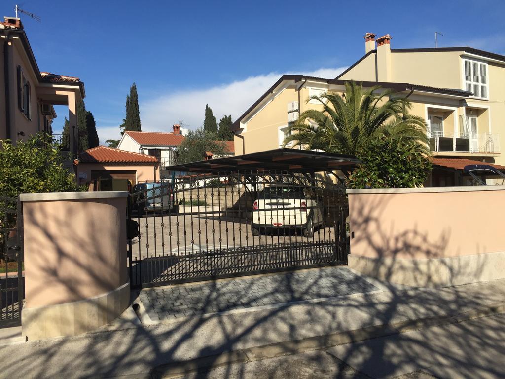 Apartment Villa Baric 4412 ロヴィニ エクステリア 写真