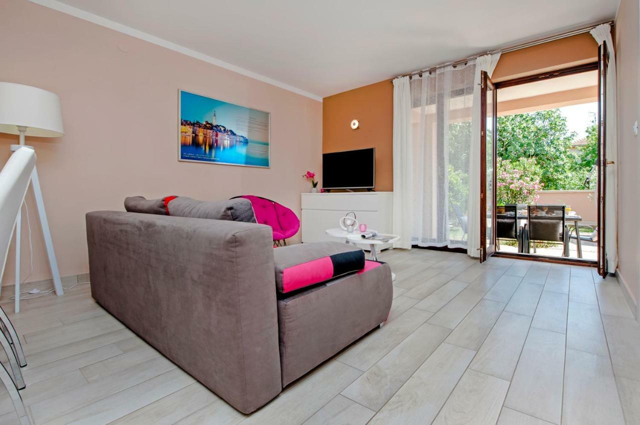 Apartment Villa Baric 4412 ロヴィニ エクステリア 写真